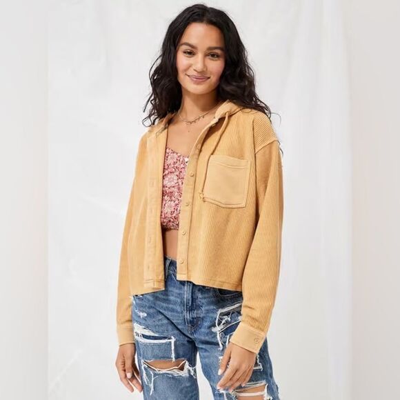 American Eagle Gold Corduroy Relaxed Fit Raglan Semi-Cropped Jacket (XS) - Picture 3 of 11
